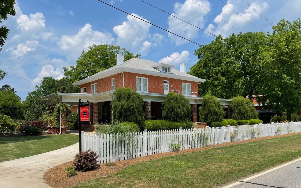 Gillen House Bed And Breakfast Maxeys Экстерьер фото